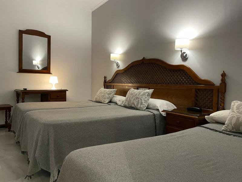 Triple Room image 4