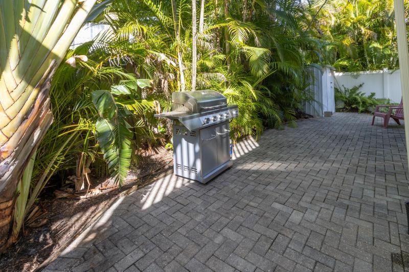 Anna Maria Oasis - image 44