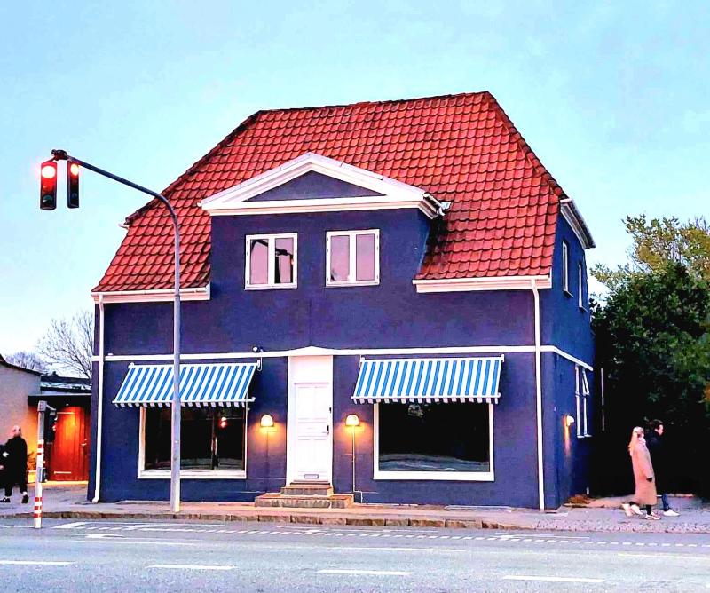 Guesthouse 'Blue House' in vintage villa&garden Images