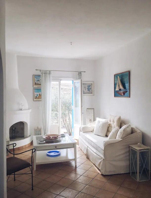Cycladic Elegant Apartment Images