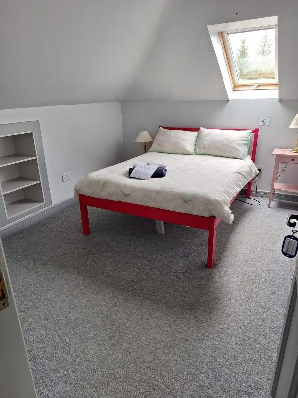 Double Room with Shared Bathroom image 1