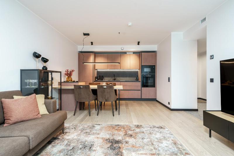 Dream Stay - Modern Design Apartments with Balcony & Free parking - image 12