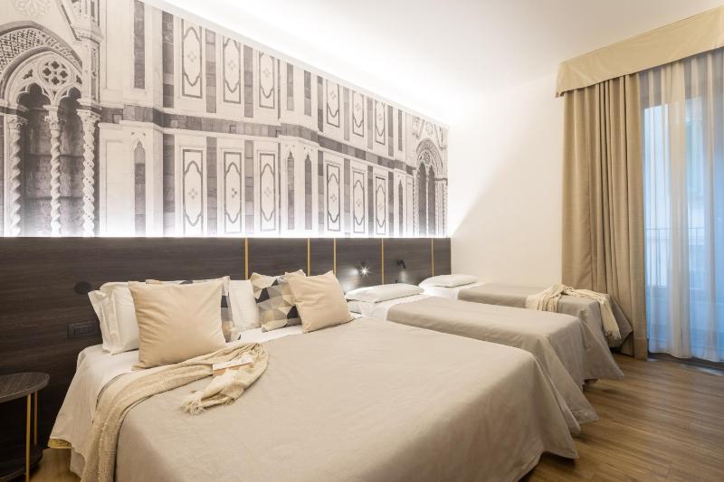 Quadruple Room image 3