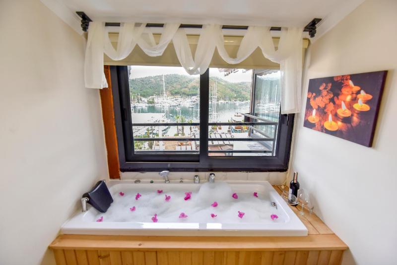 Mykonut Boutique Suites - image 14