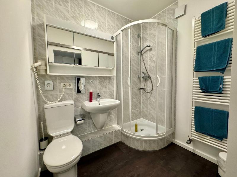 Budget Double Room image 2