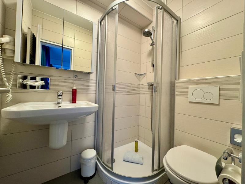 Double Room image 2