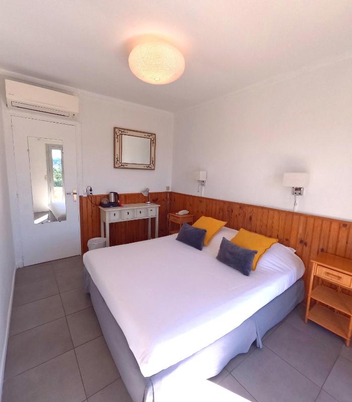 Family Room with Sea View image 4