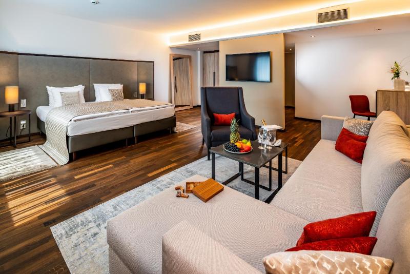 Junior Suite image 1