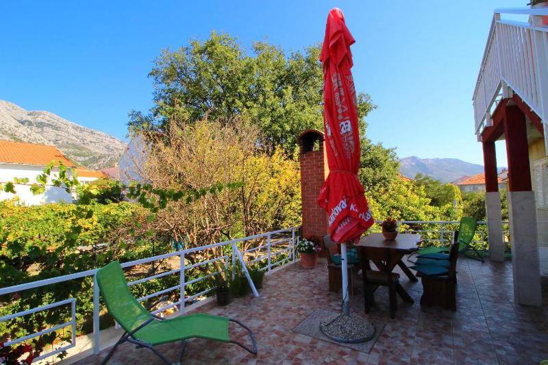 Three bedroom apartment with terrace - image 17