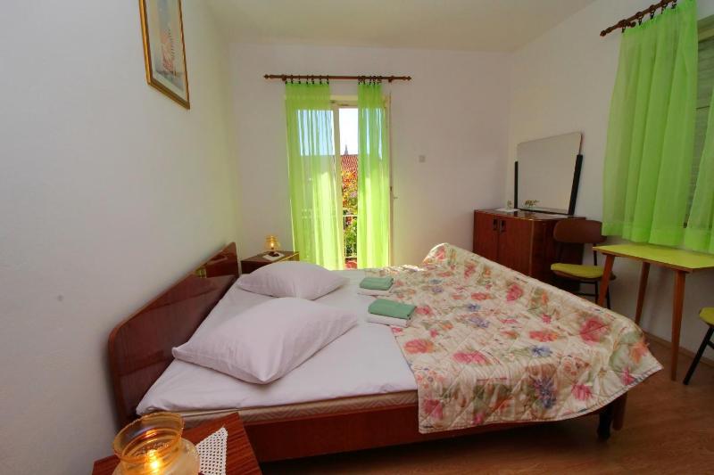 Three bedroom apartment with terrace - image 23
