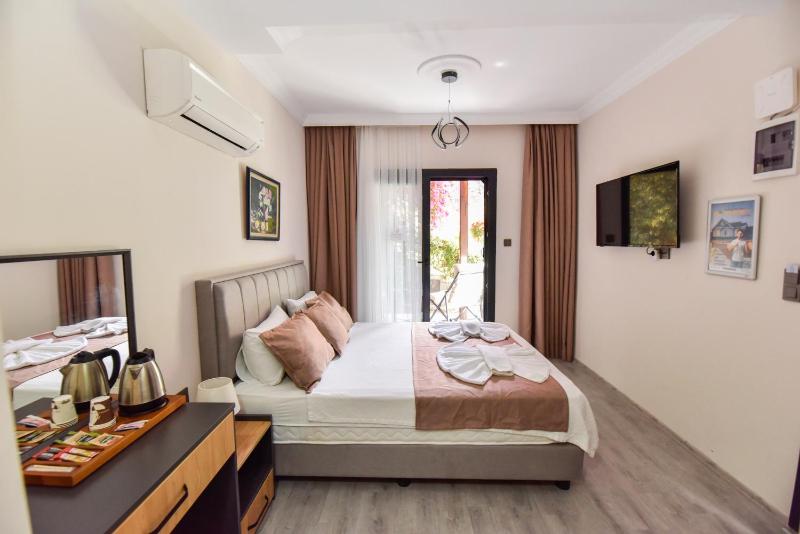 Mykonut Boutique Suites - image 39