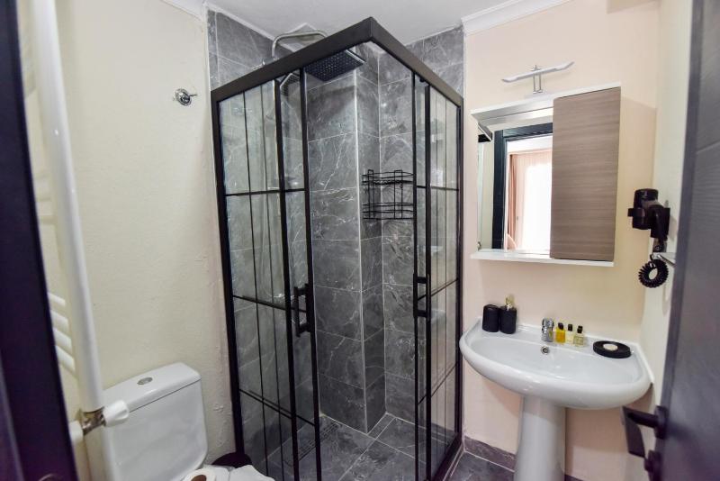 Mykonut Boutique Suites - image 21