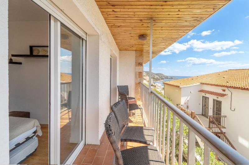 WELCS DUPLEX 140 EMP con vistas al mar - image 2