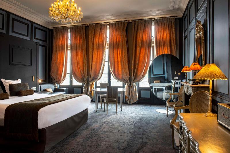 Suite Alphonse Allais avec Jacuzzi image 1