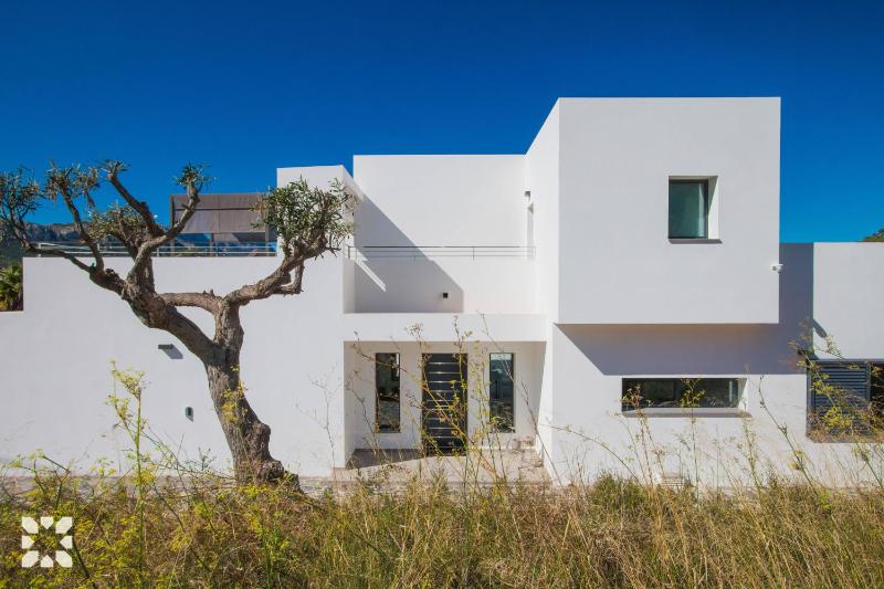 Villa image 3