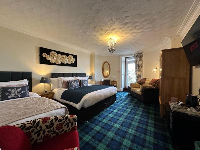 Triple Room image 4