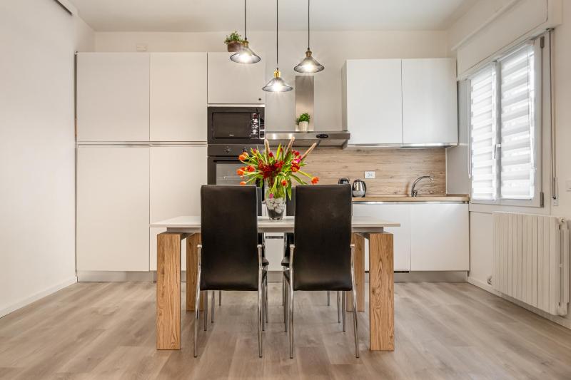 GIGI HOUSE [appartamento PIAZZA MAZZINI] 300m dal mare - image 3