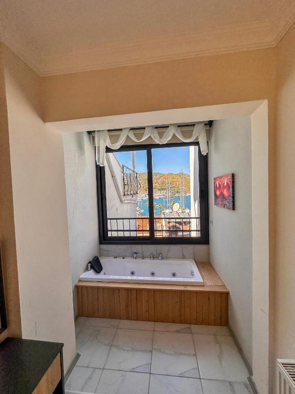 Mykonut Boutique Suites - image 4