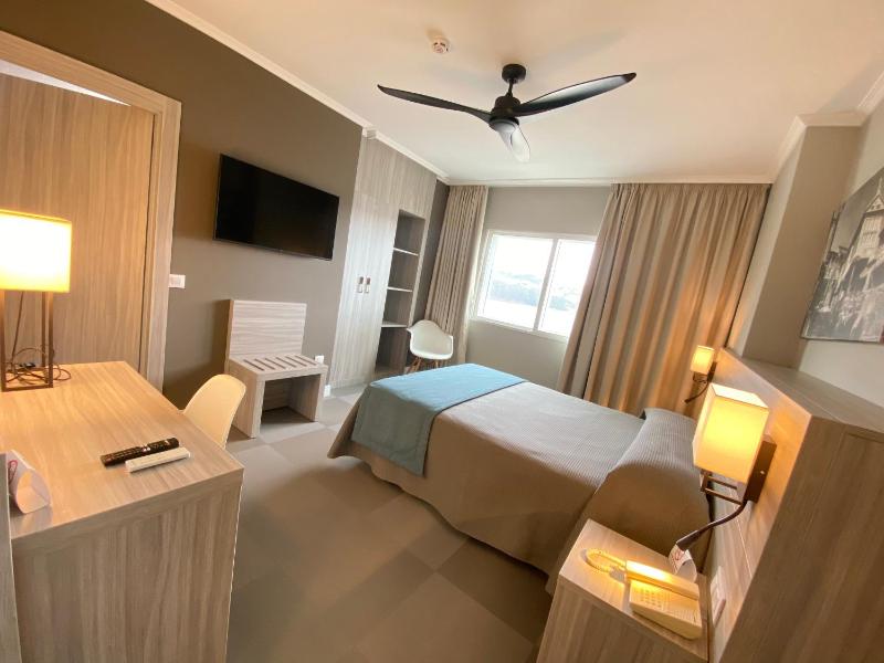 Superior Double Room image 4