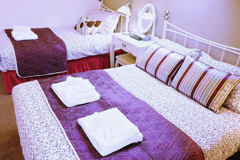 Triple Room image 2