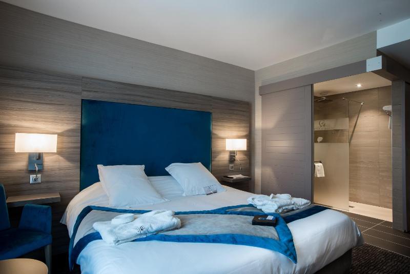 Superior Double or Twin Room image 2