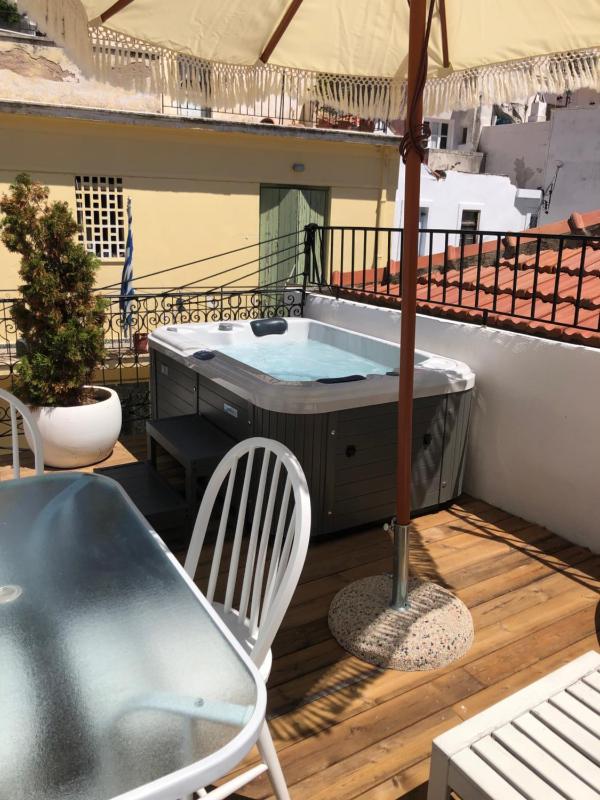 Evagelia's deluxe villa-Jacuzzi in Skopelos center - image 36