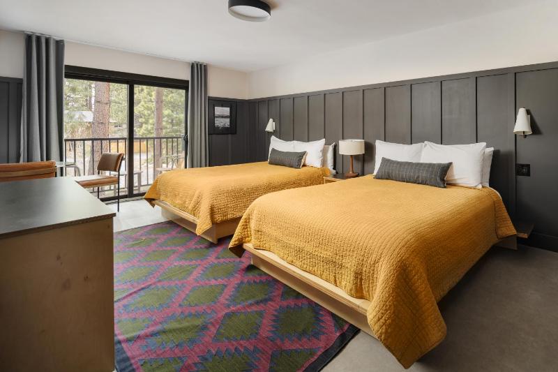 Quadruple Room with Balcony