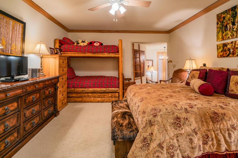 Creekside at Beaver Creek - image 36