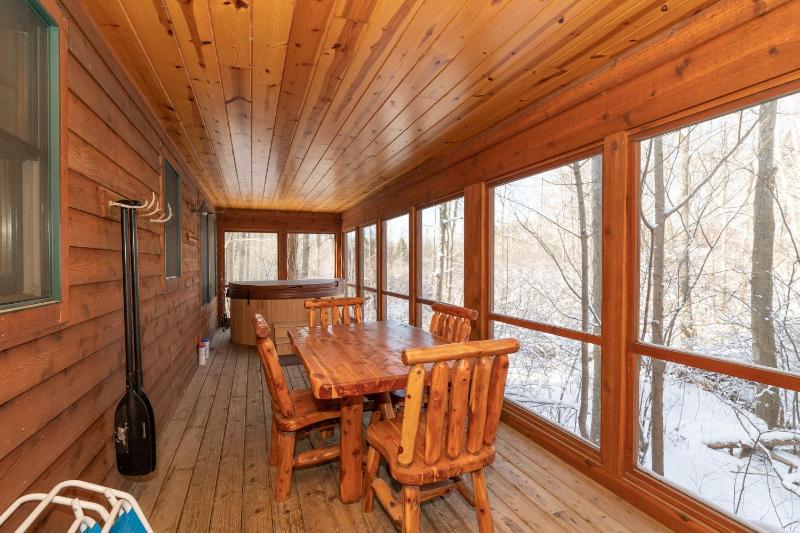 Three-Bedroom House image 4