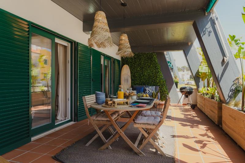 Surf GuestHouse - 7min walk to the beach Images
