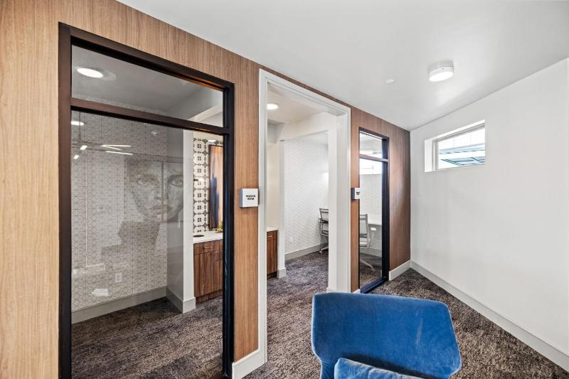 Placemakr Downtown Austin - image 5