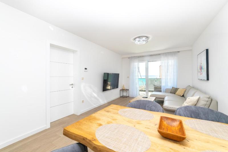 Luxury Apartments Sunny Side - image 30