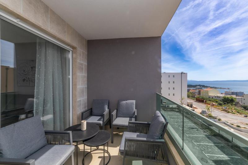 Luxury Apartments Sunny Side - image 21