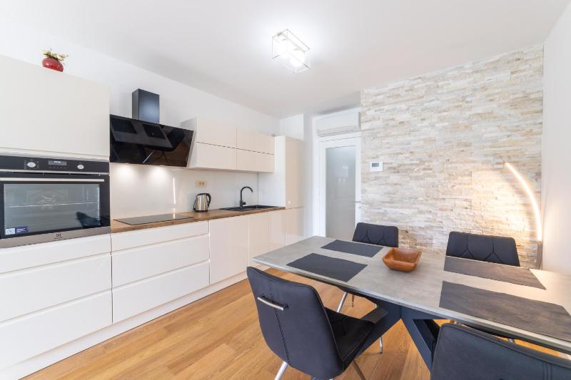 Luxury Apartments Sunny Side - image 48