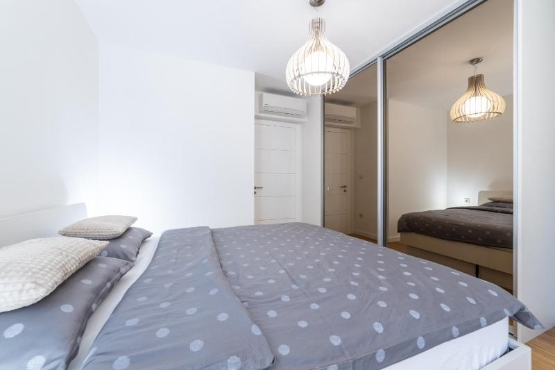 Luxury Apartments Sunny Side - image 16