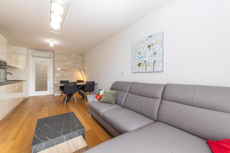 Luxury Apartments Sunny Side - image 41