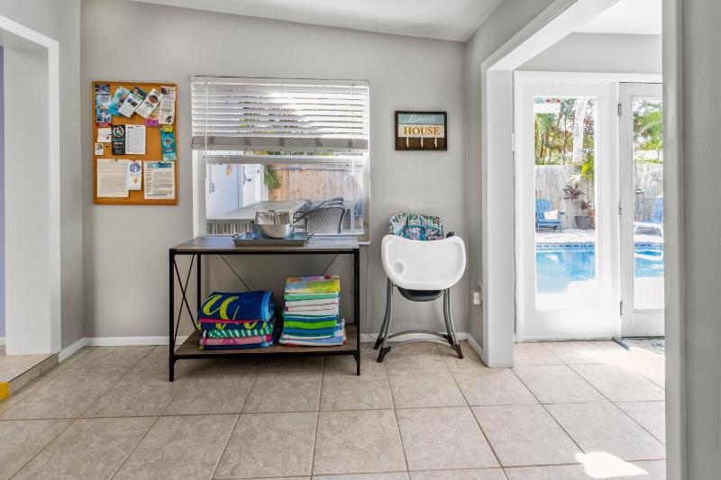 Anna Maria Oasis - image 16