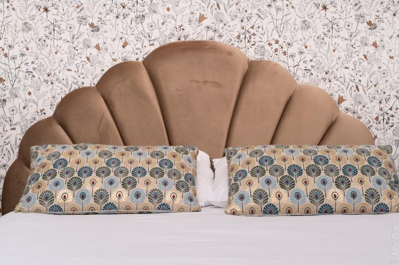 Small Double Room image 1