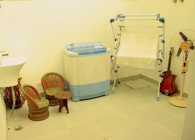 Zuri Holiday Home - image 2