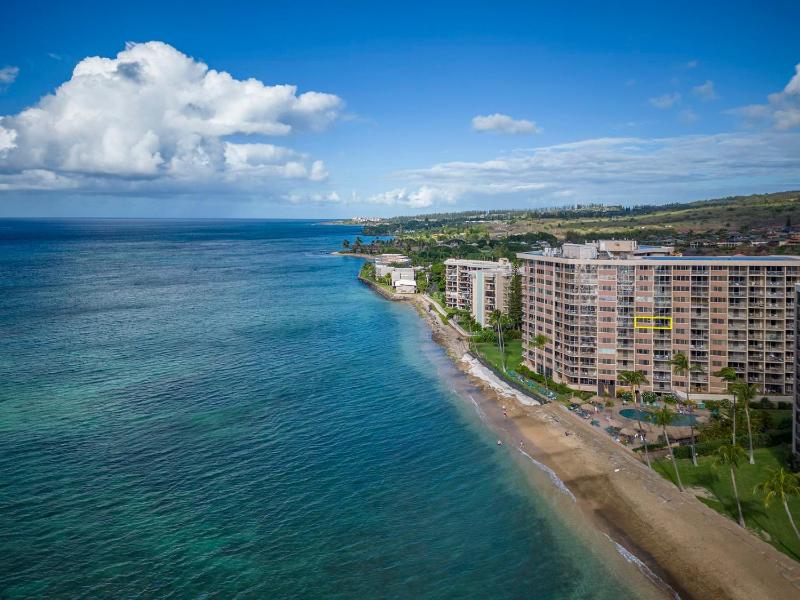 Brand New Condo with excellent reviews - image 14
