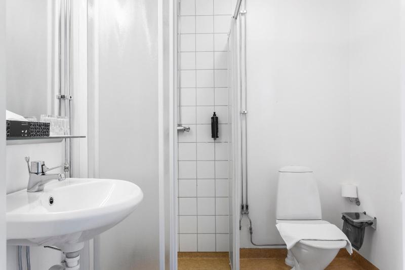 Superior Double Room with Balcony and Sea View - Non-Smoking image 2