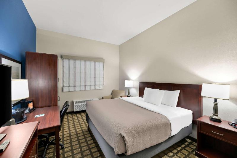King Room - Non Smoking image 4