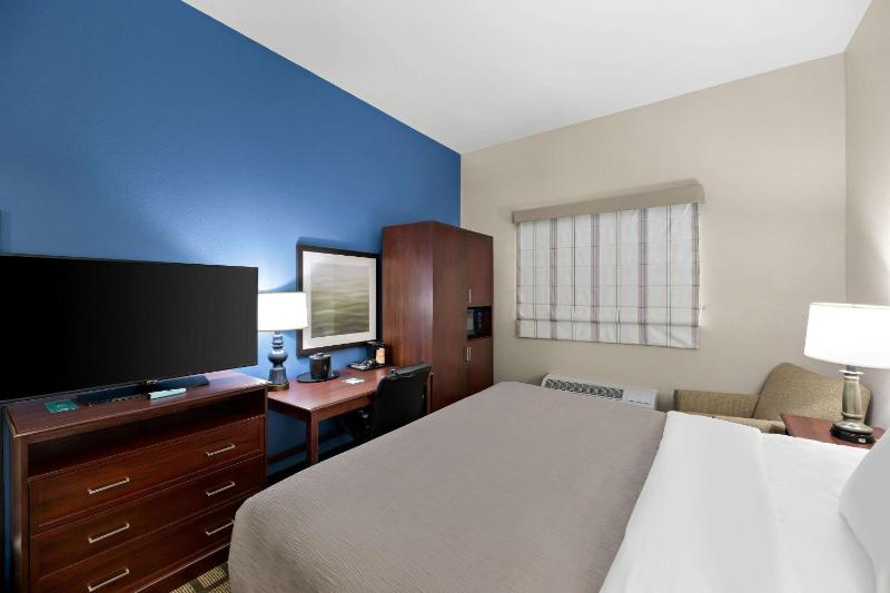 King Room - Non Smoking image 3