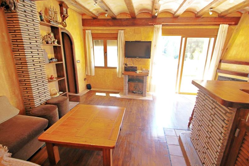 Bahia - spacious family villa with private pool in Moraira - image 12