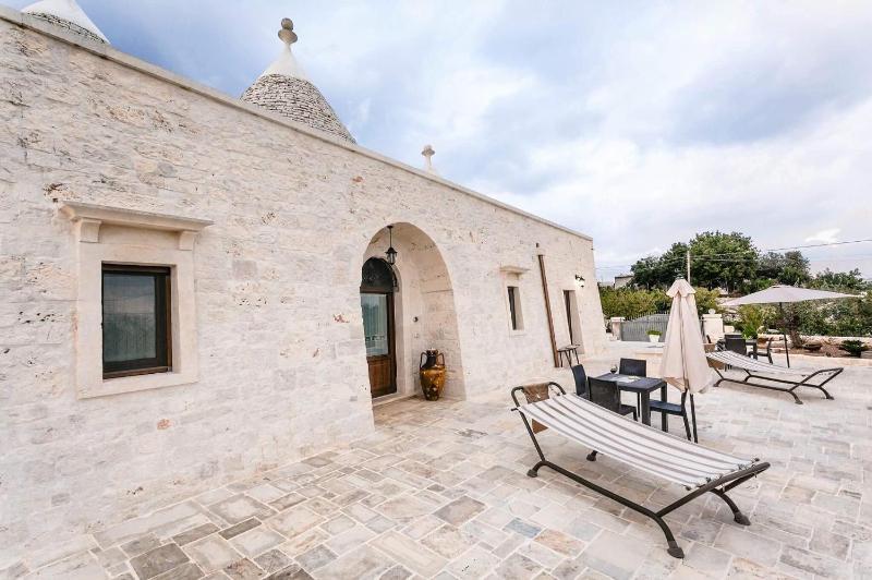 Trullo One-Bedroom Apartment image 4