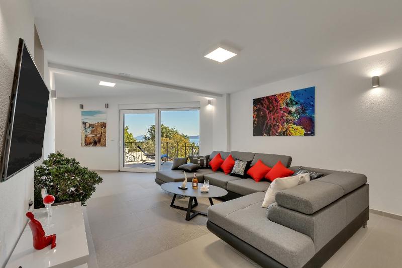 Family friendly apartments with a swimming pool Podgora Makarska - 11937 - image 24