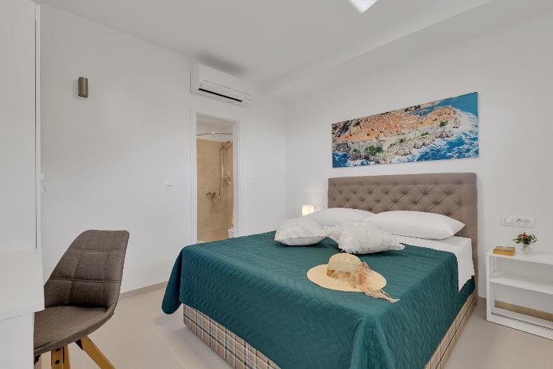 Apartments for families with children Podgora Makarska - 11938 - image 8