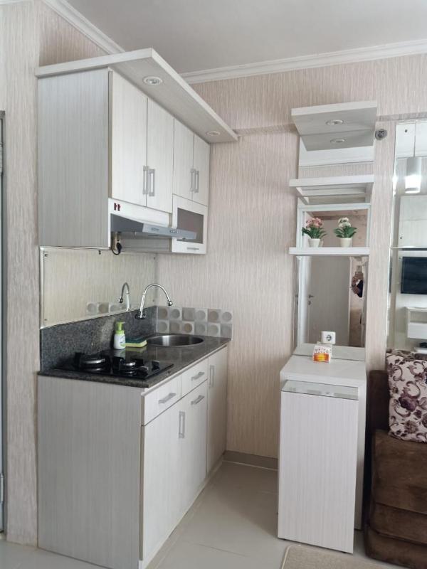Apartemen Green Pramuka City Suite 2BR Furnish - image 10