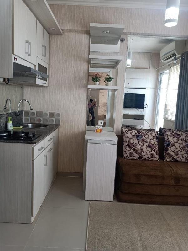 Apartemen Green Pramuka City Suite 2BR Furnish - image 12