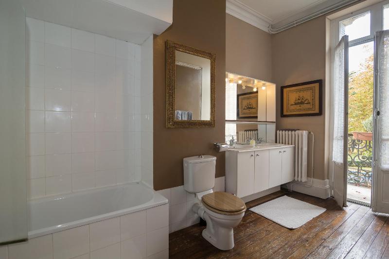 Superior Double Room image 4